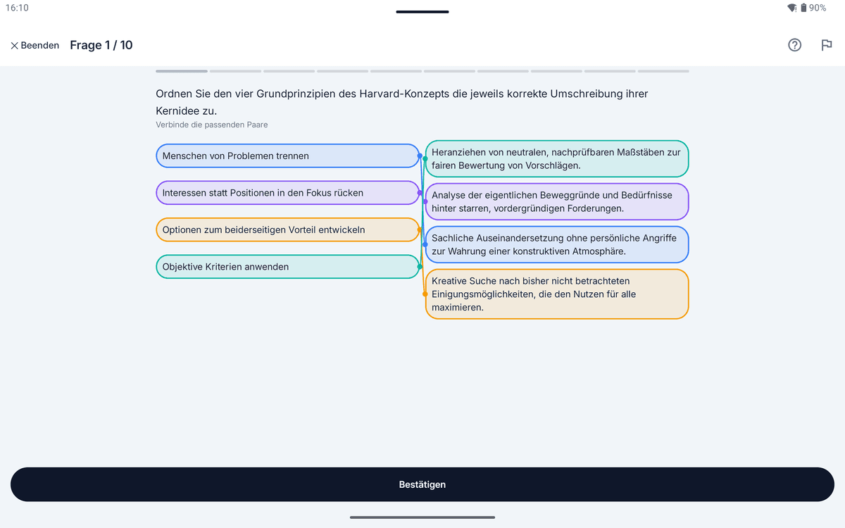 App-Screenshot auf dem Tablet: Zuordnungsaufgabe zum Thema Harvard-Konzept – „Ordnen Sie den vier Grundprinzipien des Harvard-Konzepts die jeweils korrekte Umschreibung ihrer Kernidee zu.“