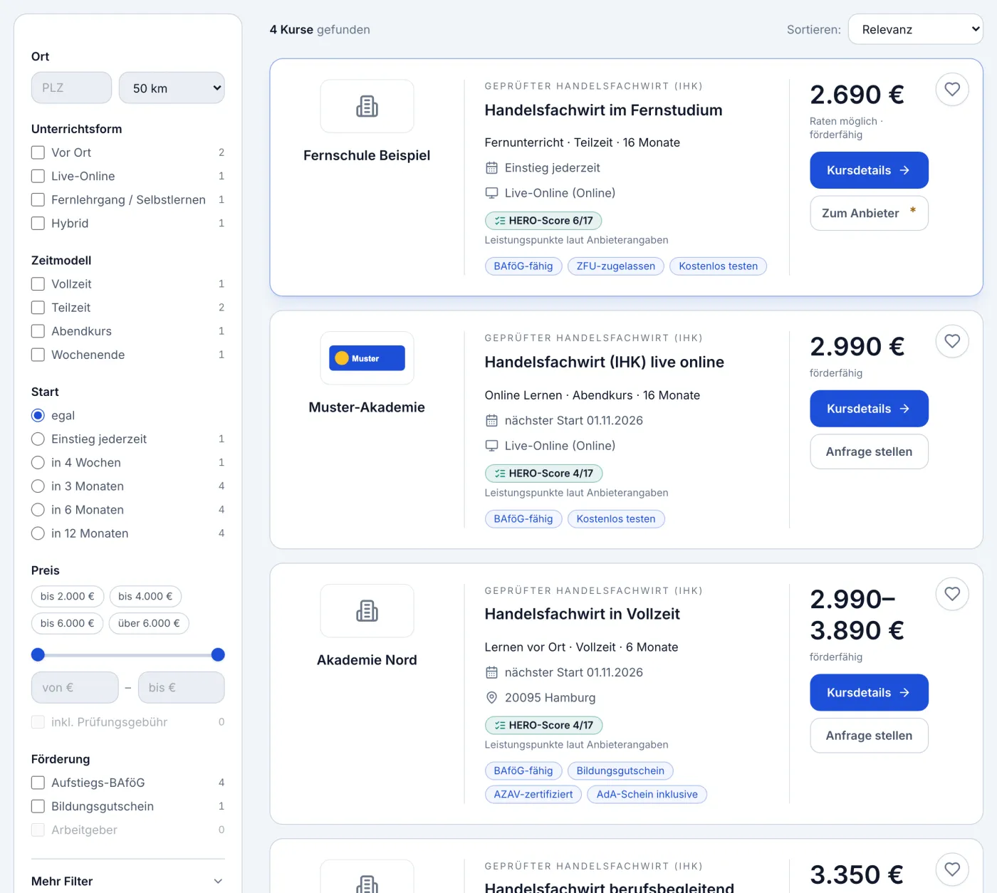 Trefferliste des Kursverzeichnisses: links Filter nach Ort, Unterrichtsform, Zeitmodell, Start, Preis und Förderung, rechts Lehrgänge verschiedener Anbieter mit Preis, Starttermin, HERO-Score und Förder-Merkmalen